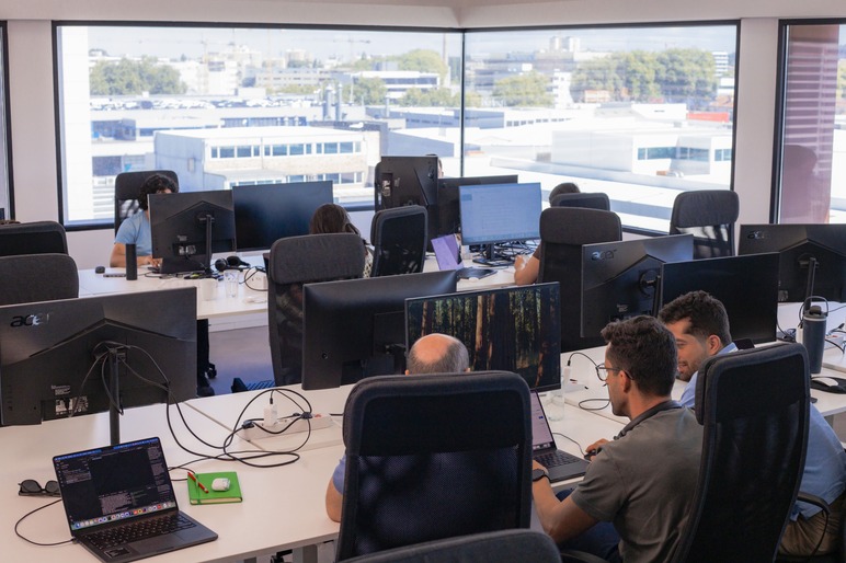 Inside the xelerate.tech office